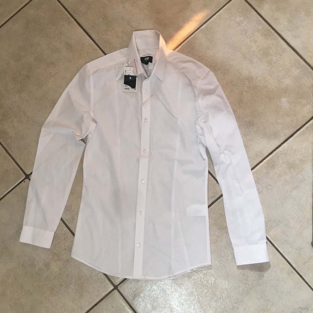 New men’s H&M dress shirt.
